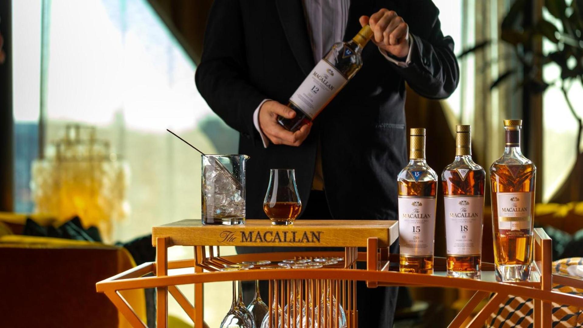 Jacyz Hotel Гьотеборг Екстериор снимка Macallan tasting trolley