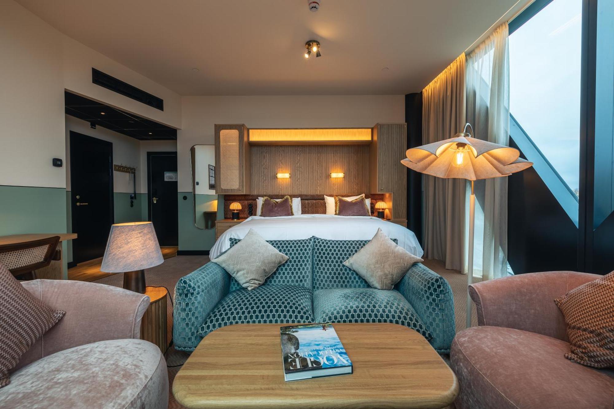 Jacyz Hotel Гьотеборг Екстериор снимка A suite at the hotel